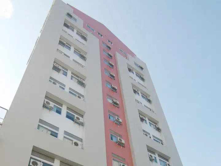 Хатъяй: The House