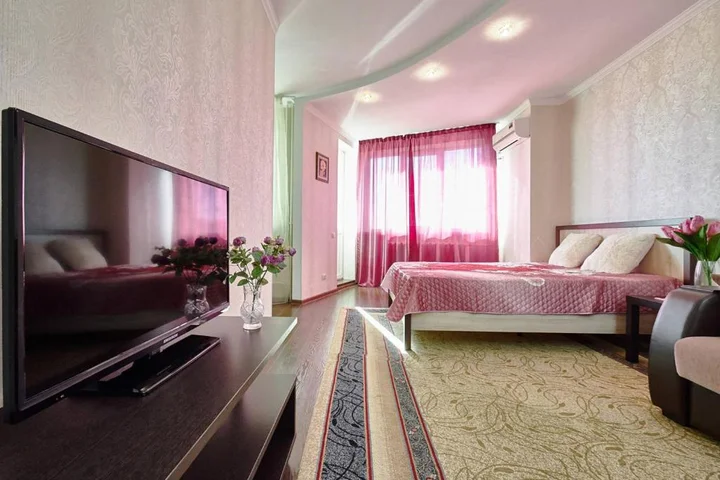 Ростов-на-Дону: Apartments On Patsaeva 19/1 D