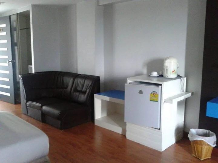 Пхитсанулок: Petch Pailyn Hotel