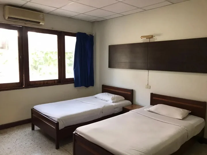 Пхитсанулок: Petch Pailyn Hotel