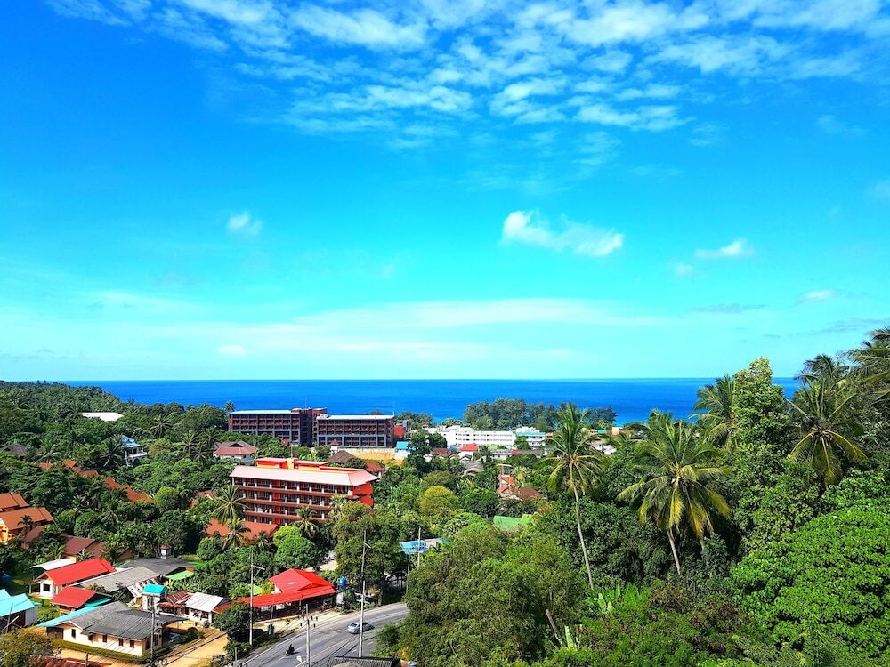 Муанг: Sea and Sky 2 Karon Beach by PHR