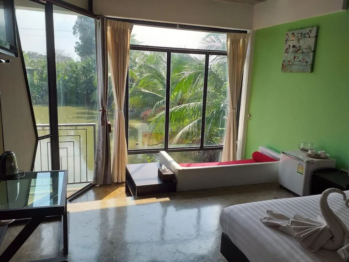 Пхуттхамонтхон: Plern Salaya Resort