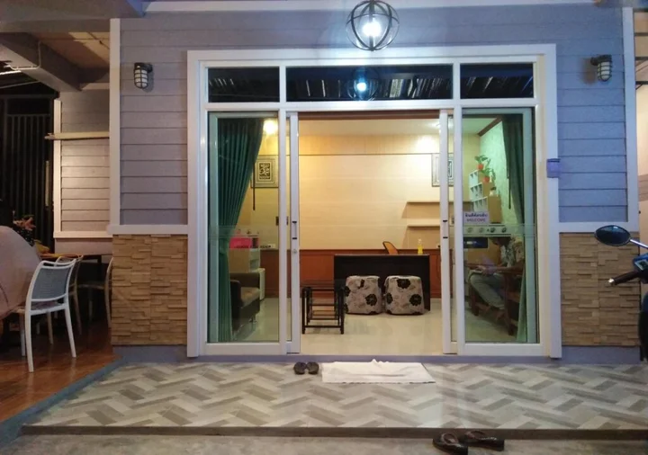 Краби: Bip House