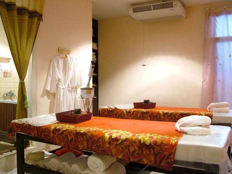 Бангкок: Royal Park View Hotel