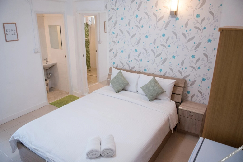 Нонтхабури: Malizon Hotel & Residences