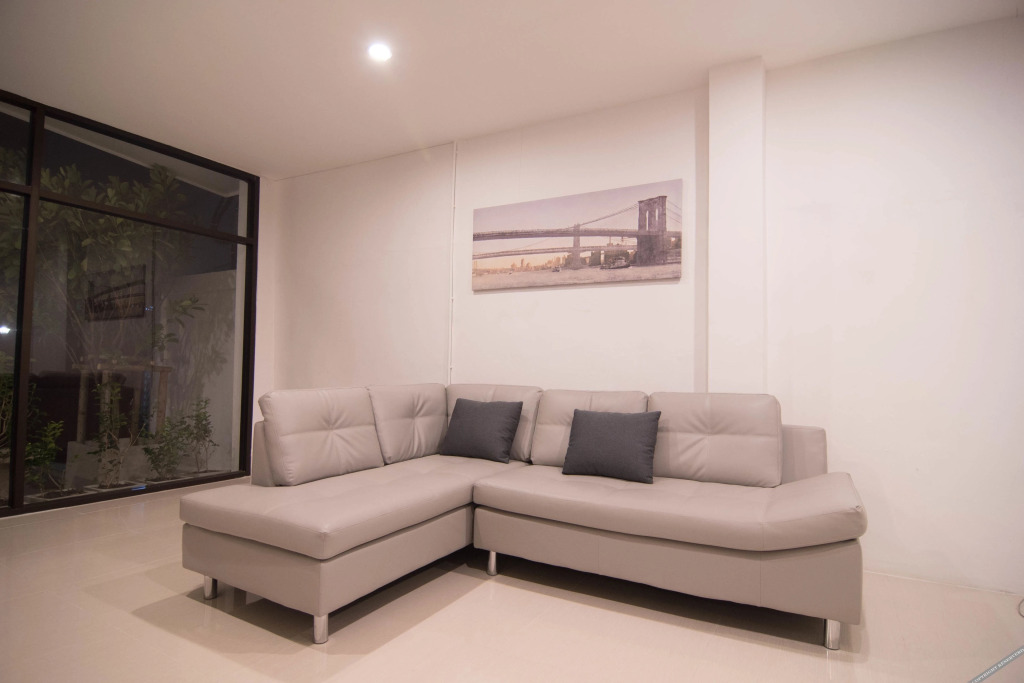 Нонтхабури: Malizon Hotel & Residences
