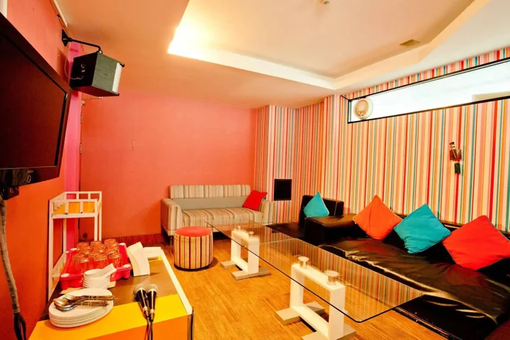 Сураттхани: The One Hotel