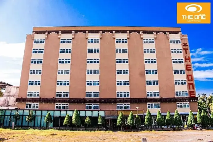 Сураттхани: The One Hotel