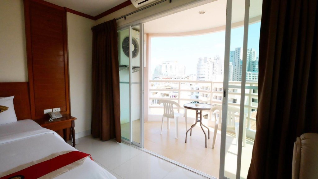 Паттайя: Phu View Talay Resort
