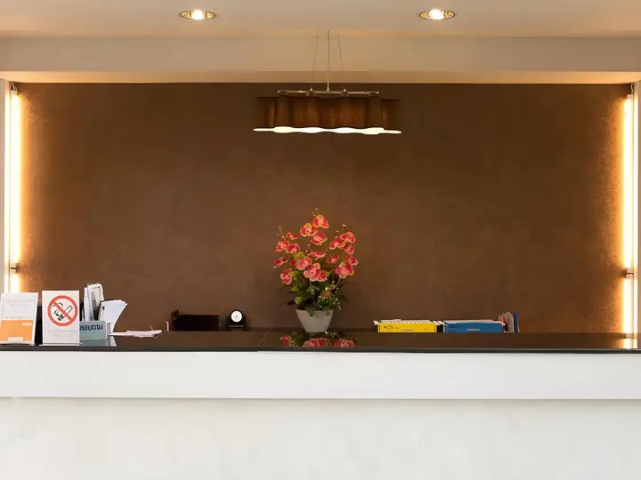 Сураттхани: The Centrino Serviced Residence