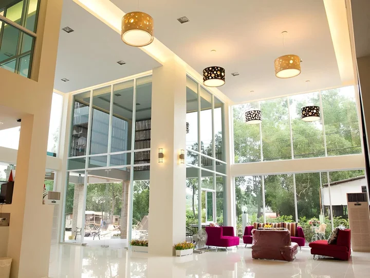 Сураттхани: The Centrino Serviced Residence