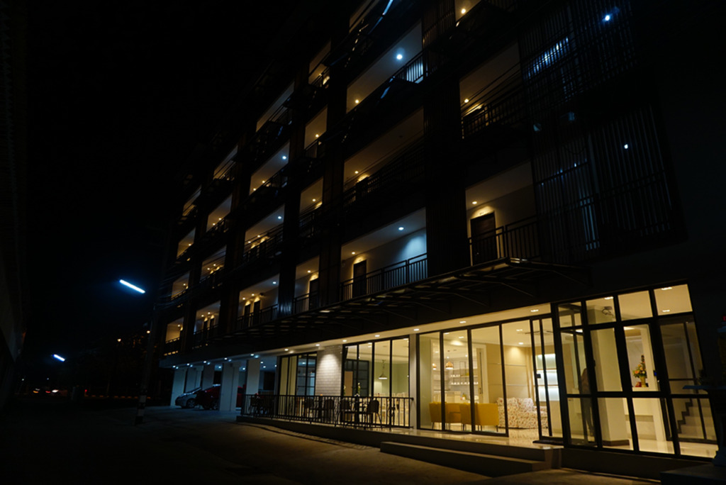Варин-Чамрап: 168 Studio Hotel Ubon Ratchathani