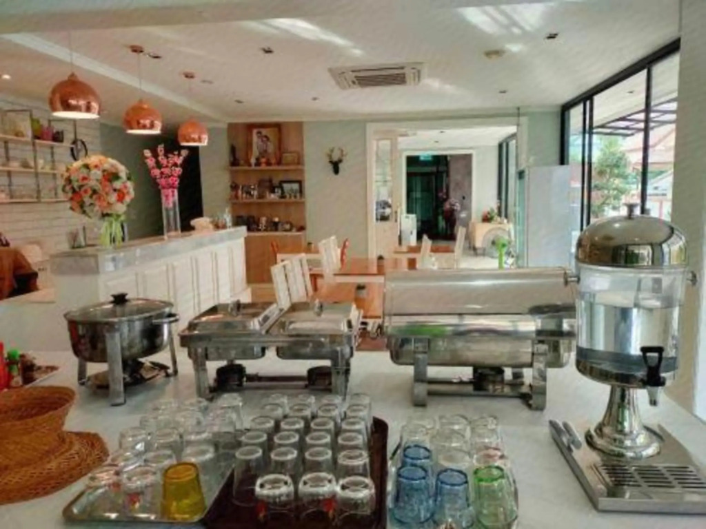 Варин-Чамрап: 168 Studio Hotel Ubon Ratchathani