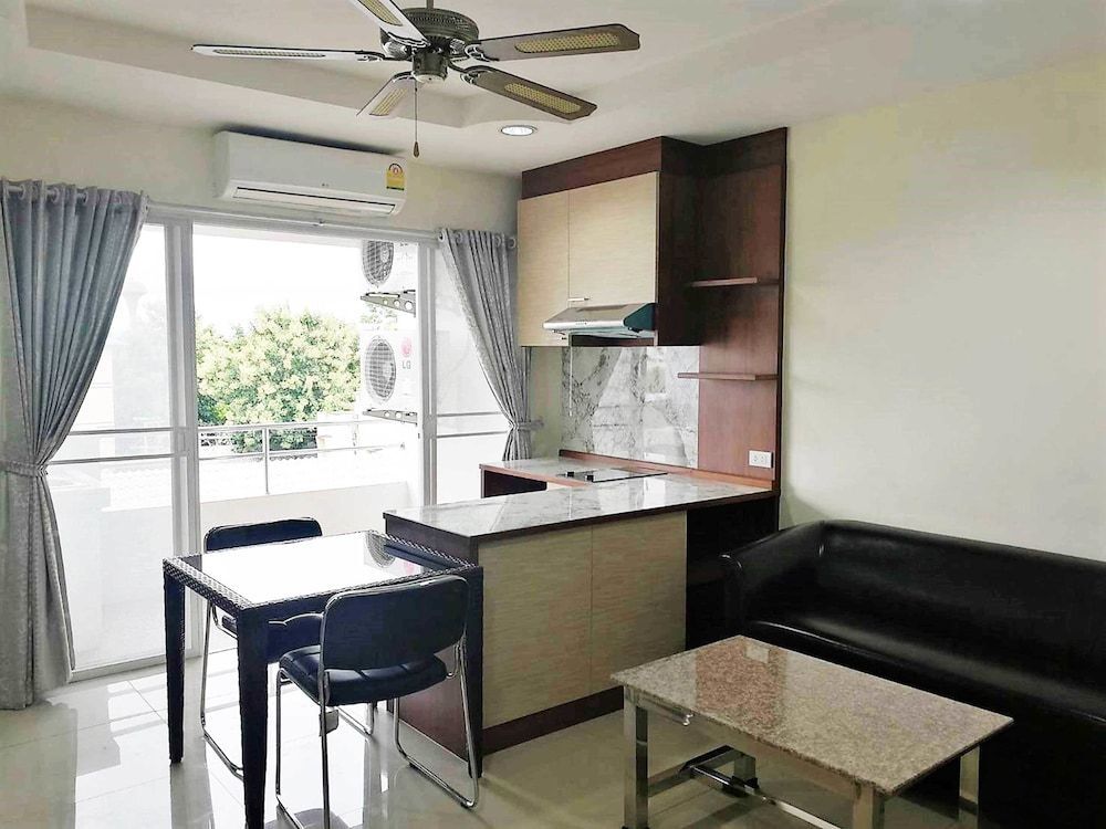 Чиангмай: Anchan 2 Apartments and Rooms