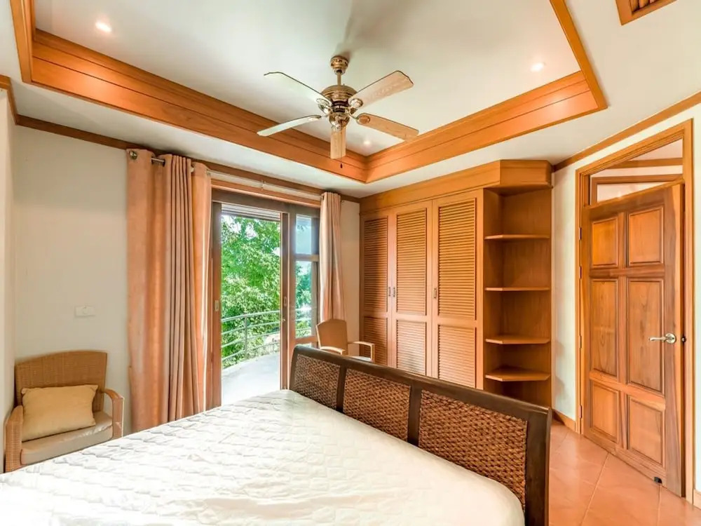 Самуи: 3 Bedroom Villa Beach Front Resort TG12