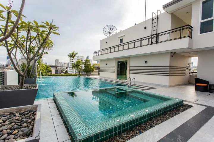 Бангкок: D Varee Montara Thonglor 25