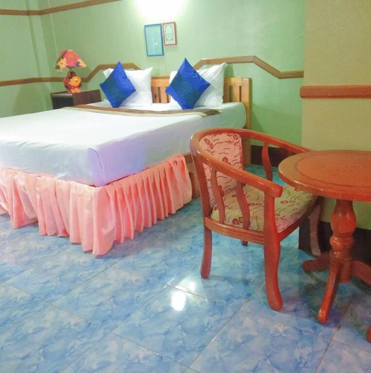 Мае-Сай: Yunnan Hotel