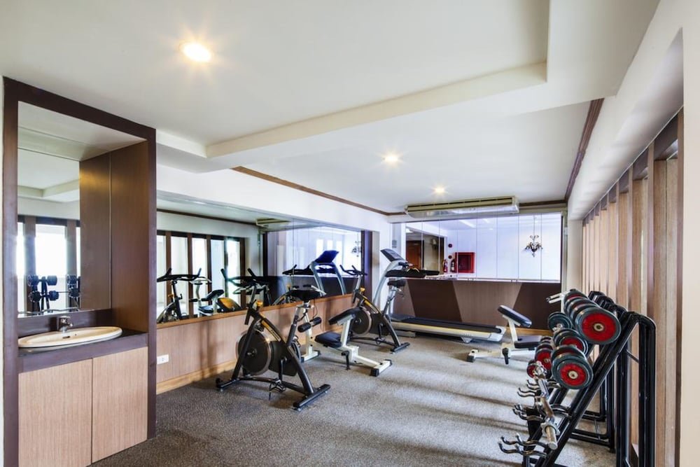 Районг: Golden City Rayong Hotel