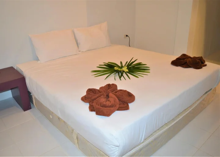 Ханом: B Square Hotel