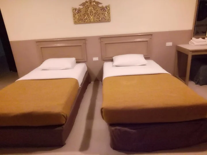 Бангкок: Tongpoon Hotel