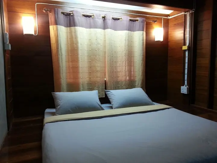 Чианг-Хан: Rim Nam Kong Homestay & Campsite