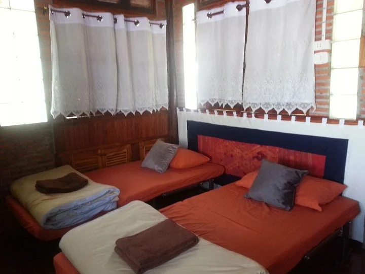 Чианг-Хан: Rim Nam Kong Homestay & Campsite