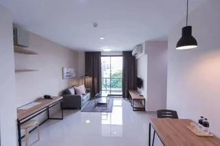 Бангкок: The Journey Hotel