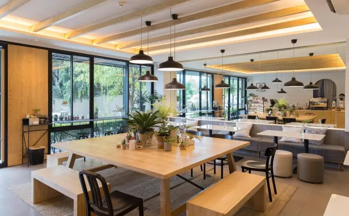 Бангкок: The Journey Hotel