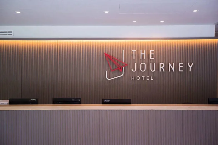 Бангкок: The Journey Hotel