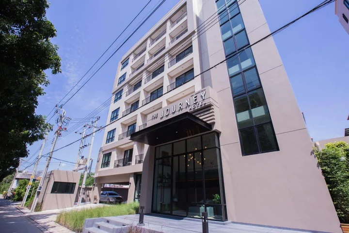 Бангкок: The Journey Hotel