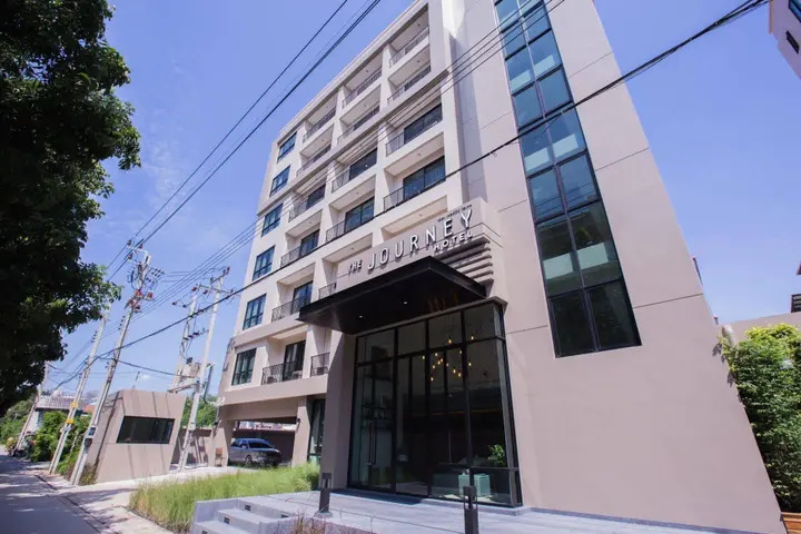 Бангкок: The Journey Hotel