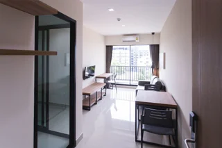 Бангкок: The Journey Hotel