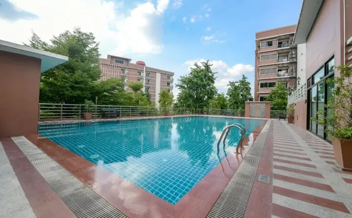 Сирача: The Route Sriracha Hotel And Residence