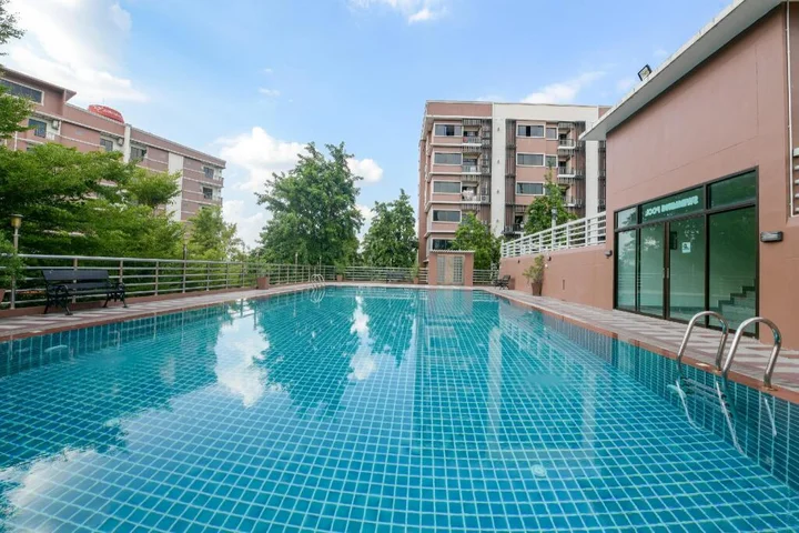 Сирача: The Route Sriracha Hotel And Residence