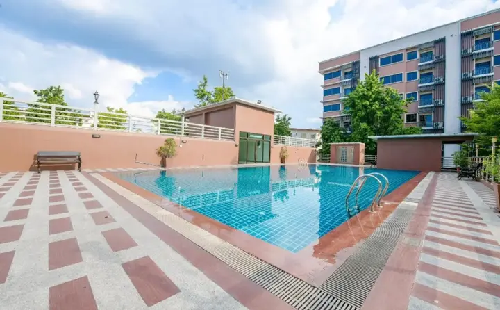 Сирача: The Route Sriracha Hotel And Residence