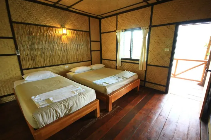 Сай Йок: River Kwai Jungle view