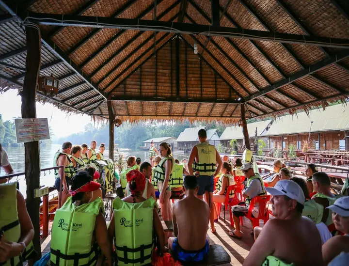 Сай Йок: River Kwai Jungle view