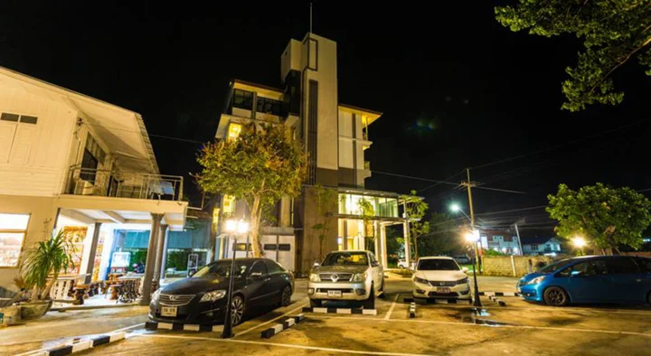Бури Рам: Qoo Hotel