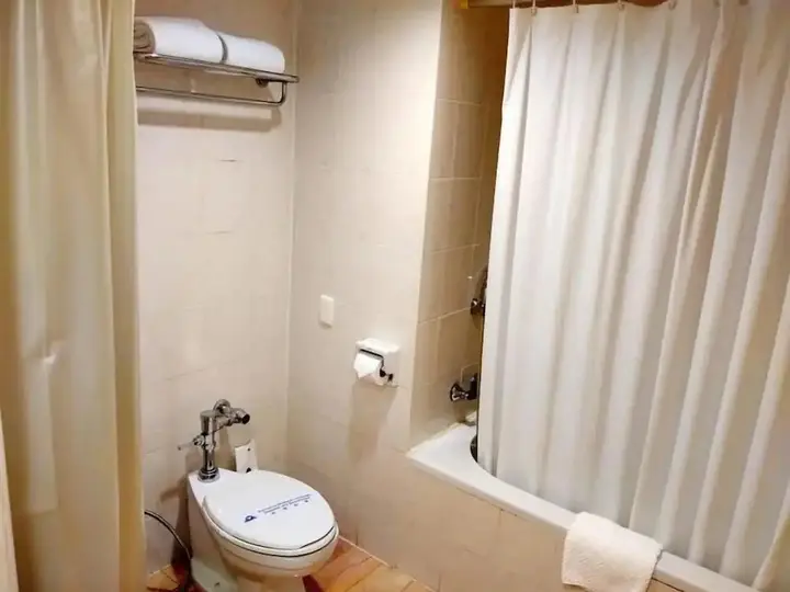 Сураттхани: Diamond Plaza Hotel