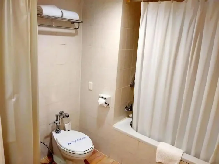 Сураттхани: Diamond Plaza Hotel