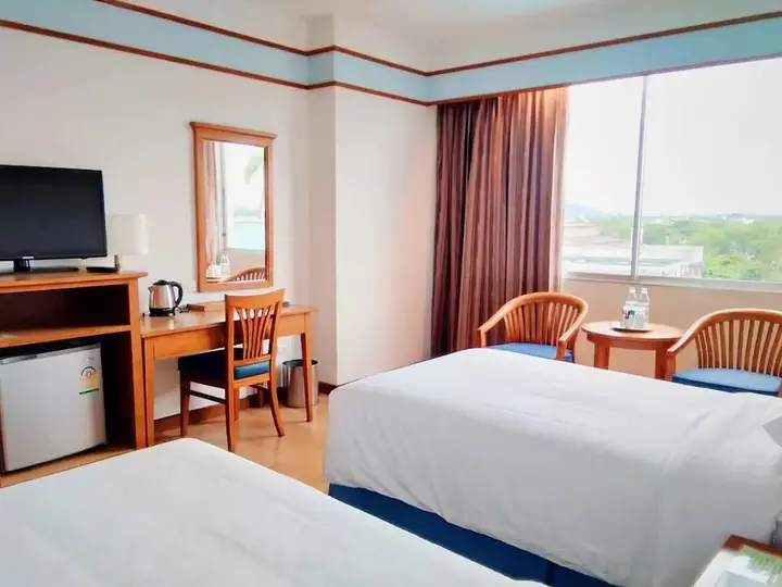 Сураттхани: Diamond Plaza Hotel