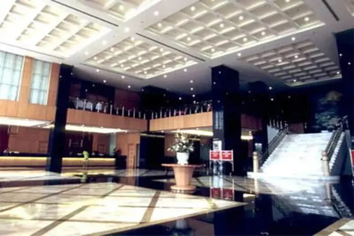 Сураттхани: Diamond Plaza Hotel