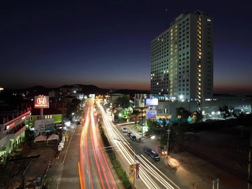 Сураттхани: Diamond Plaza Hotel