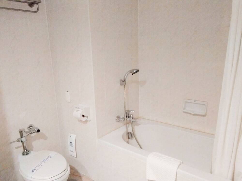 Сураттхани: Diamond Plaza Hotel