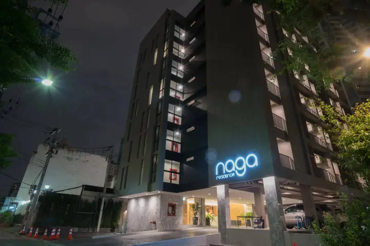 Бангкок: Naga Residence