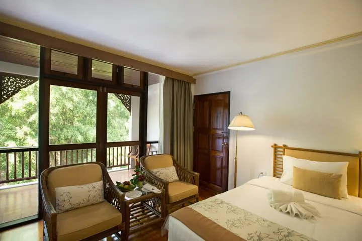 Мэхонгсон: Imperial Hotel