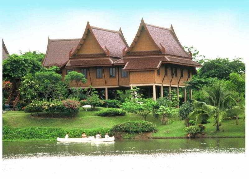 Пхитсанулок: Water Land Golf Resort & Spa