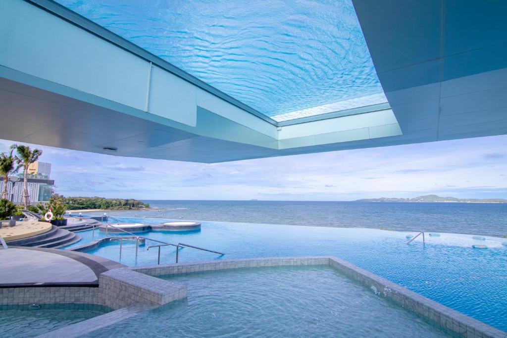 Паттайя: Royal Cliff Grand Hotel Pattaya