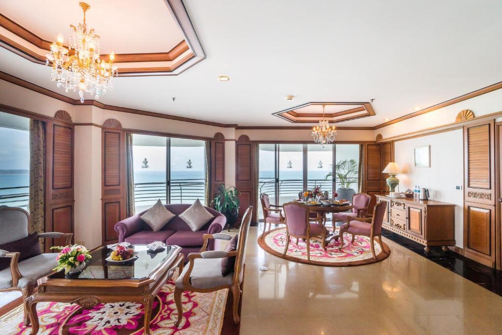 Паттайя: Royal Cliff Grand Hotel Pattaya