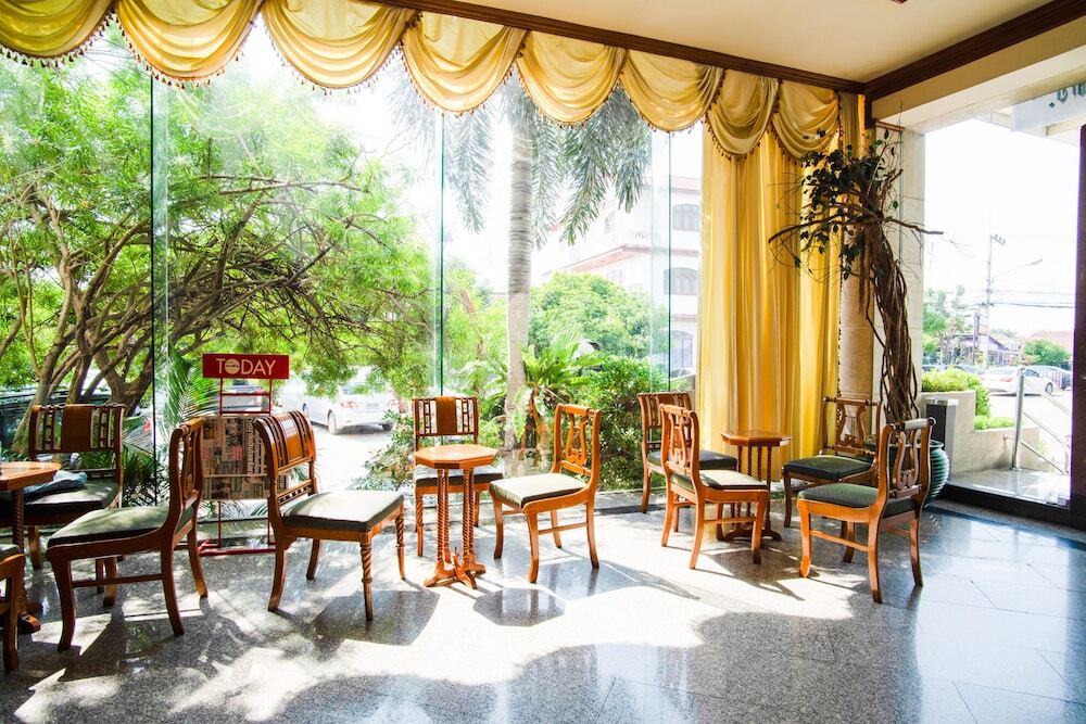 Ayutthaya River View Hotel — фото 1